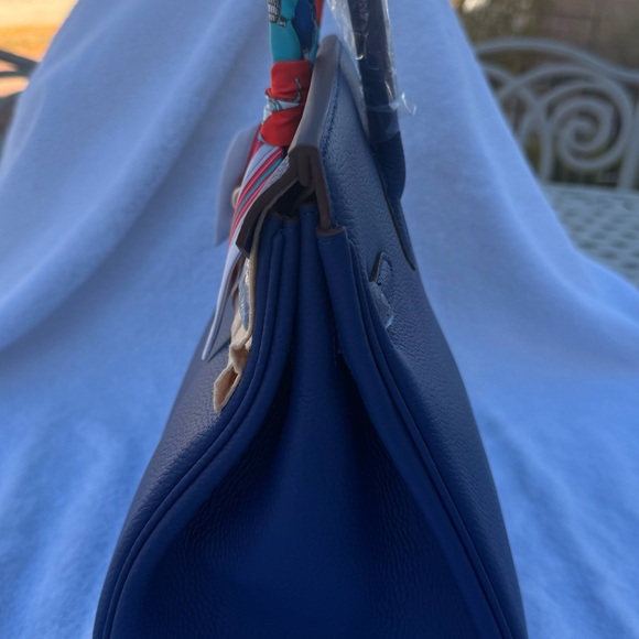 Authentic KAMUGO women's Blue #35 leather purse/handbag w/handles/dust cover - Picture 5 of 10